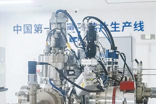 梅努数据：8次对抗成功4次，3次过人成功2次，评分6.4队内最低